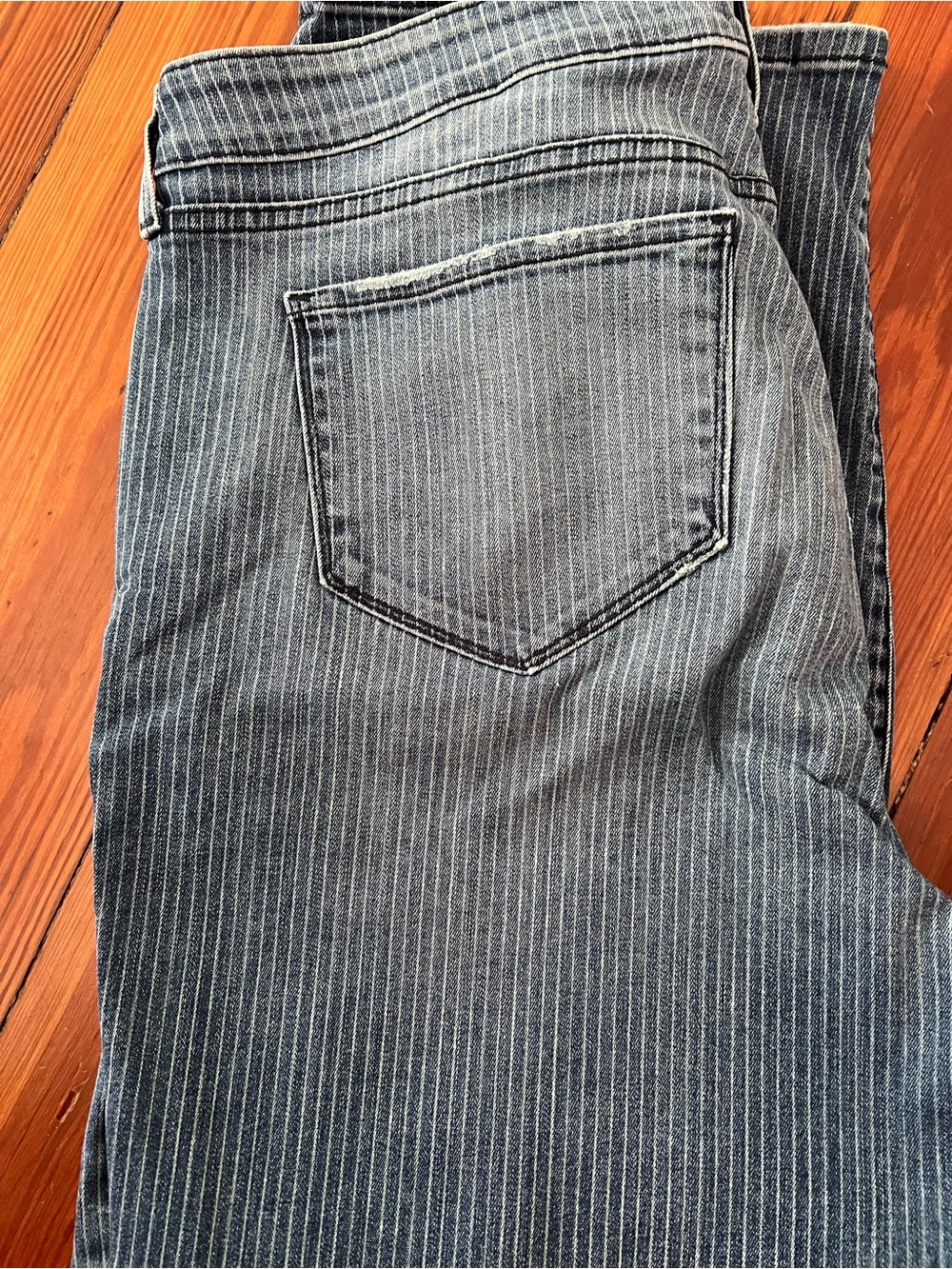NWOT NYDJ Sylvia Relaxed Boyfriend Jeans - Picture 2 of 6